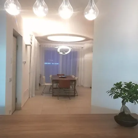 Villa Mimosa Bellagio Wild Flowers Oliveto Lario