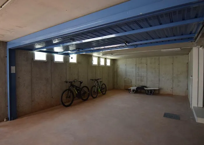 Mimosa Bellagio Wild Flowers * Oliveto Lario