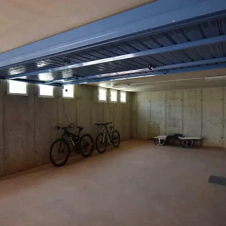 Mimosa Bellagio Wild Flowers * Oliveto Lario